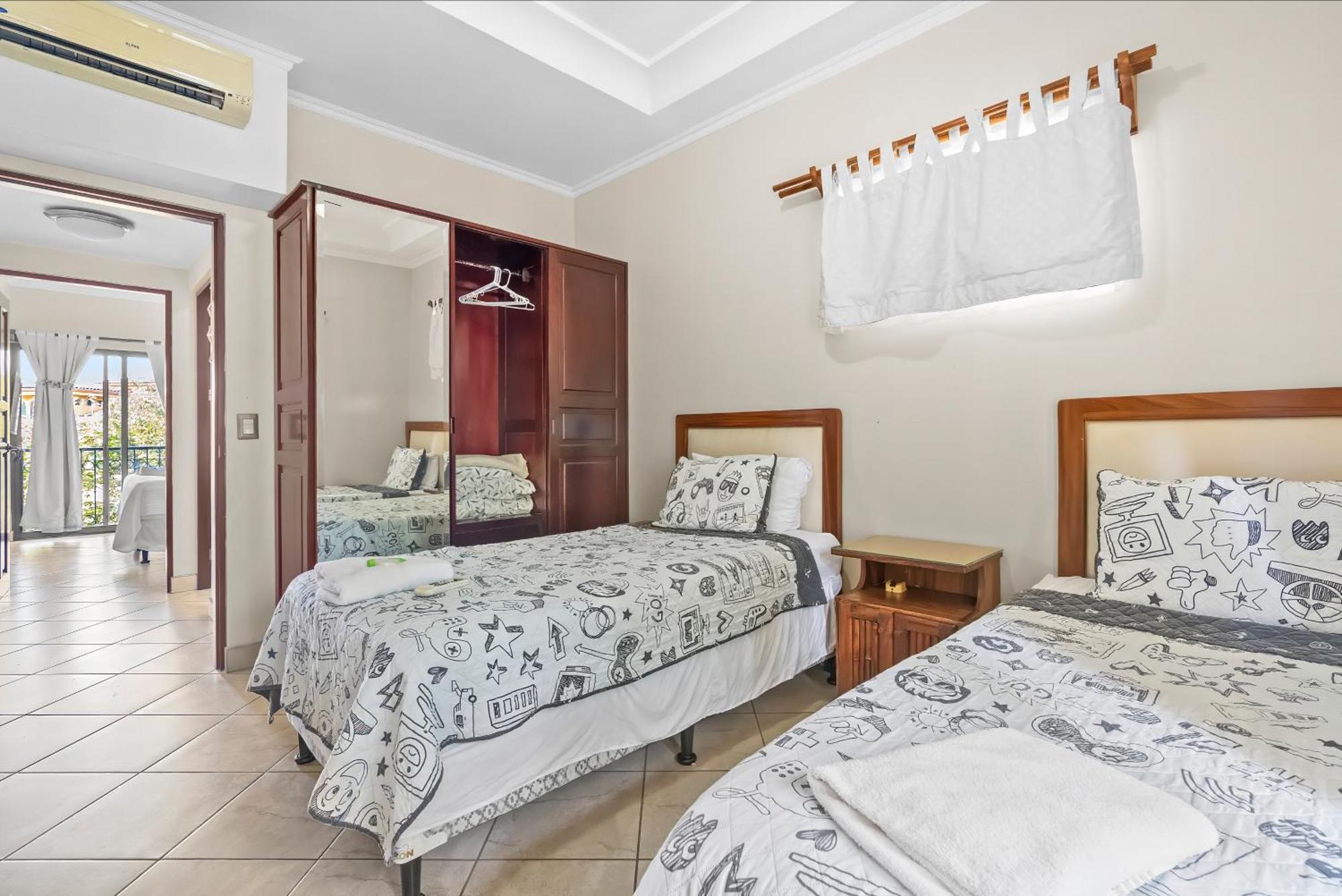 The Oaks Tamarindo Pool Front Condominiums Fast Wifi Extérieur photo